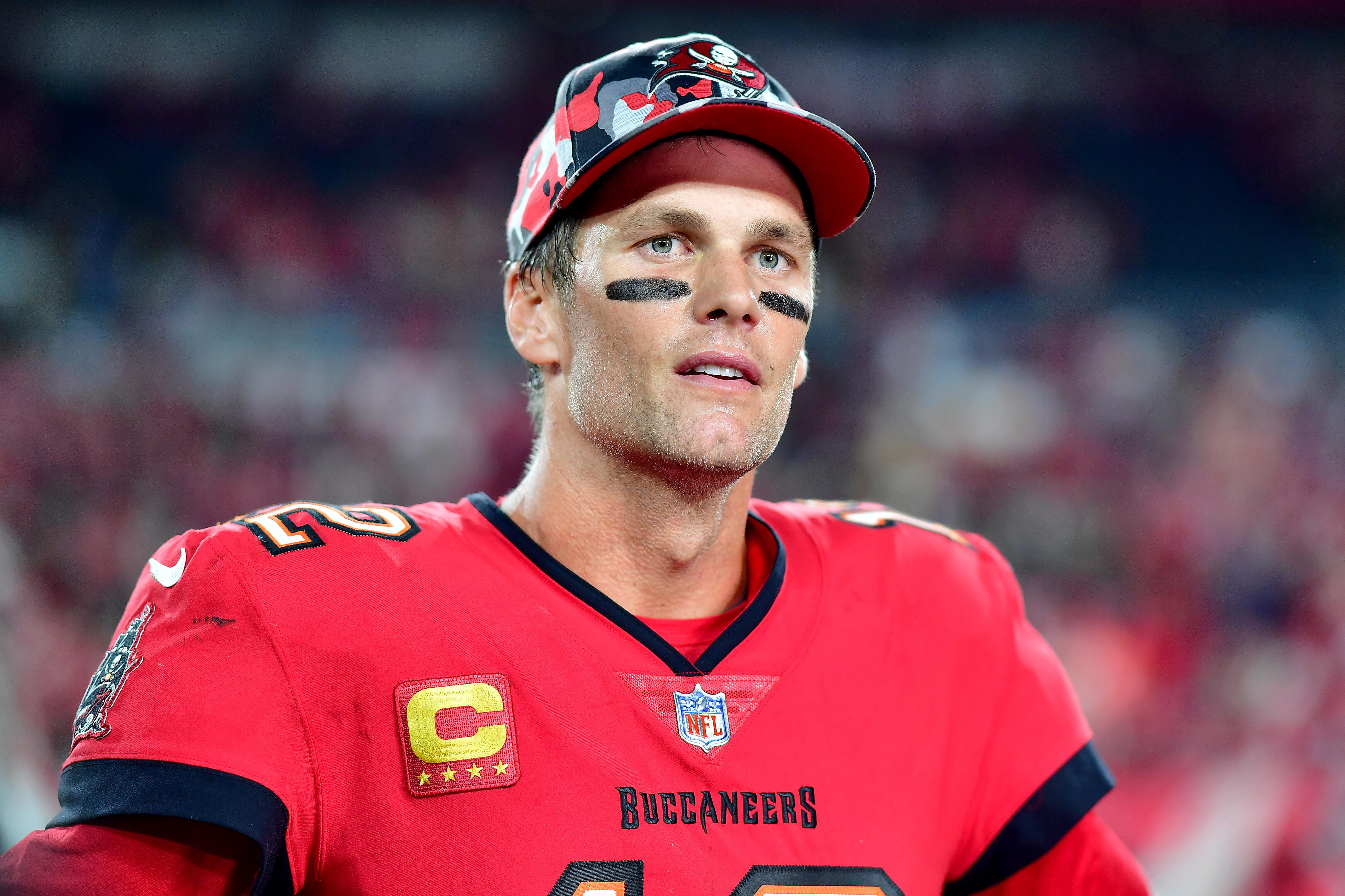 Sports: Tom Brady Cursed Out The Bucs Punter During Monday Night ...