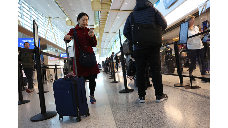 Thanksgiving Travel Expected To Reach Near Pre-Pandemic Volume