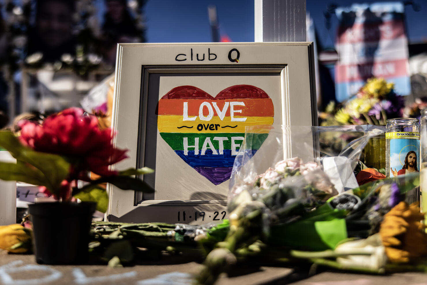 At Least 5 Dead And 25 Injured In Colorado Springs Gay Nightclub Shooting