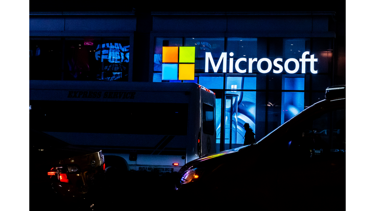 Bill Gates Steps Down From Microsoft's Board