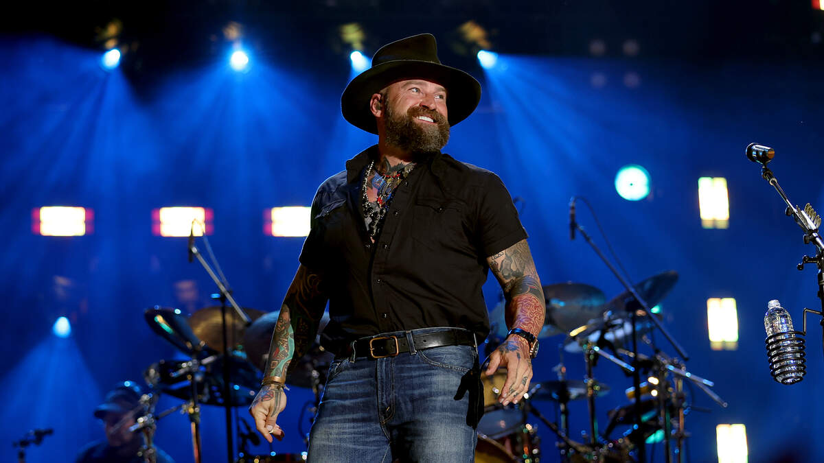 Zac Brown Is Engaged to Model Kelly Yazdi | 92.1 CTQ | Maverick and ...