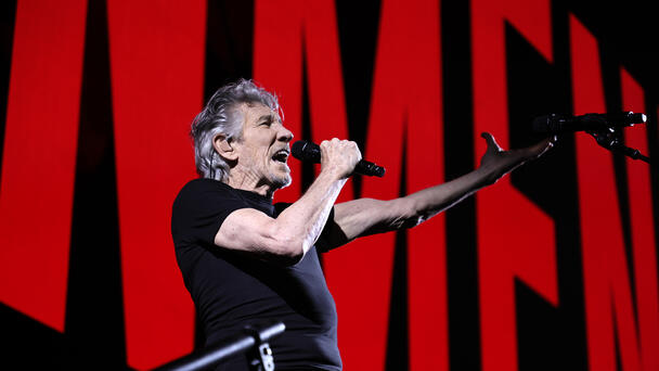 Roger Waters Revamps Pink Floyd Classics In 'The Lockdown Sessions'