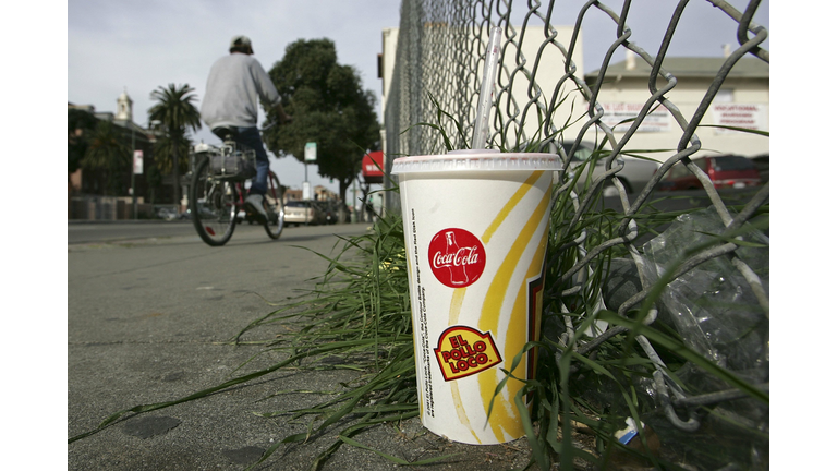 Oakland May Impose Nation's First Fast-Food Litter Tax