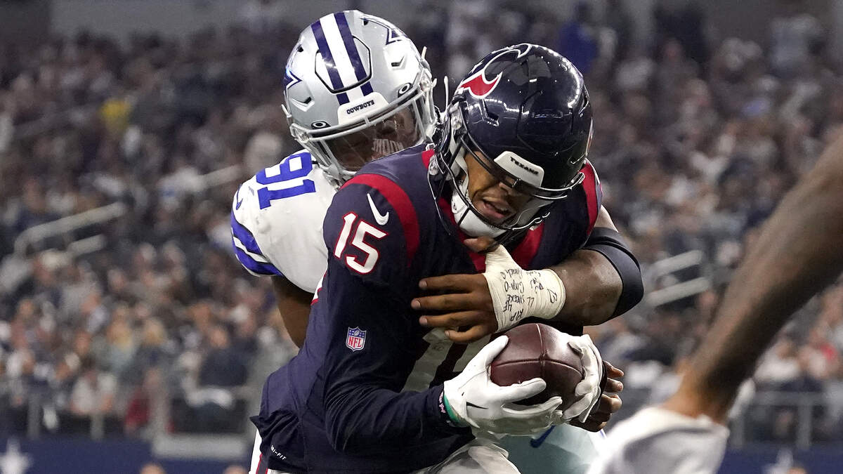 Anatomy of a lost opportunity: In 'bittersweet' defeat to Cowboys, Texans  stuffed in red zone