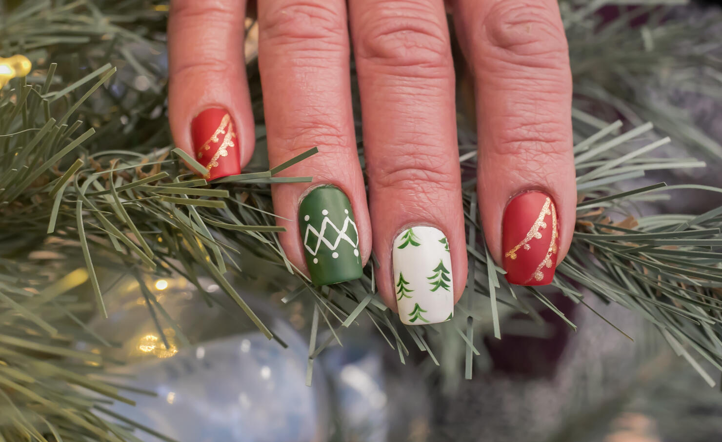 Christmas Nail Art Designs