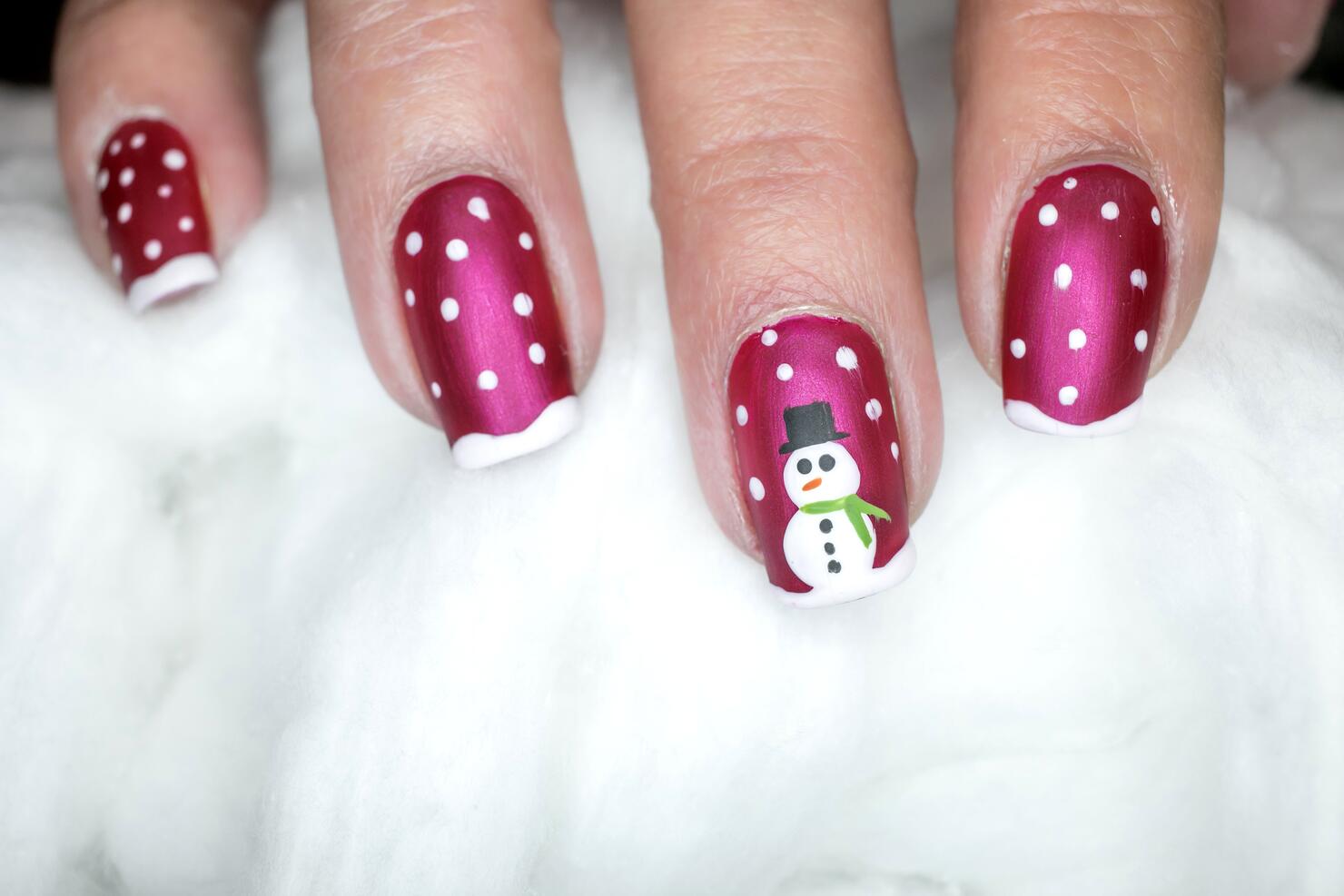 This snowman and snow on a background of red is simple enough to do yourself!