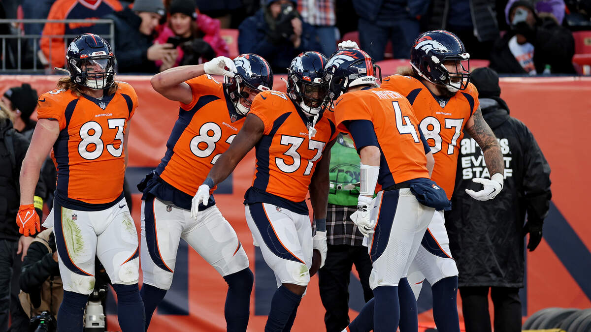 Denver Broncos score 3 touchdowns in 24-15 win over Arizona Cardinals