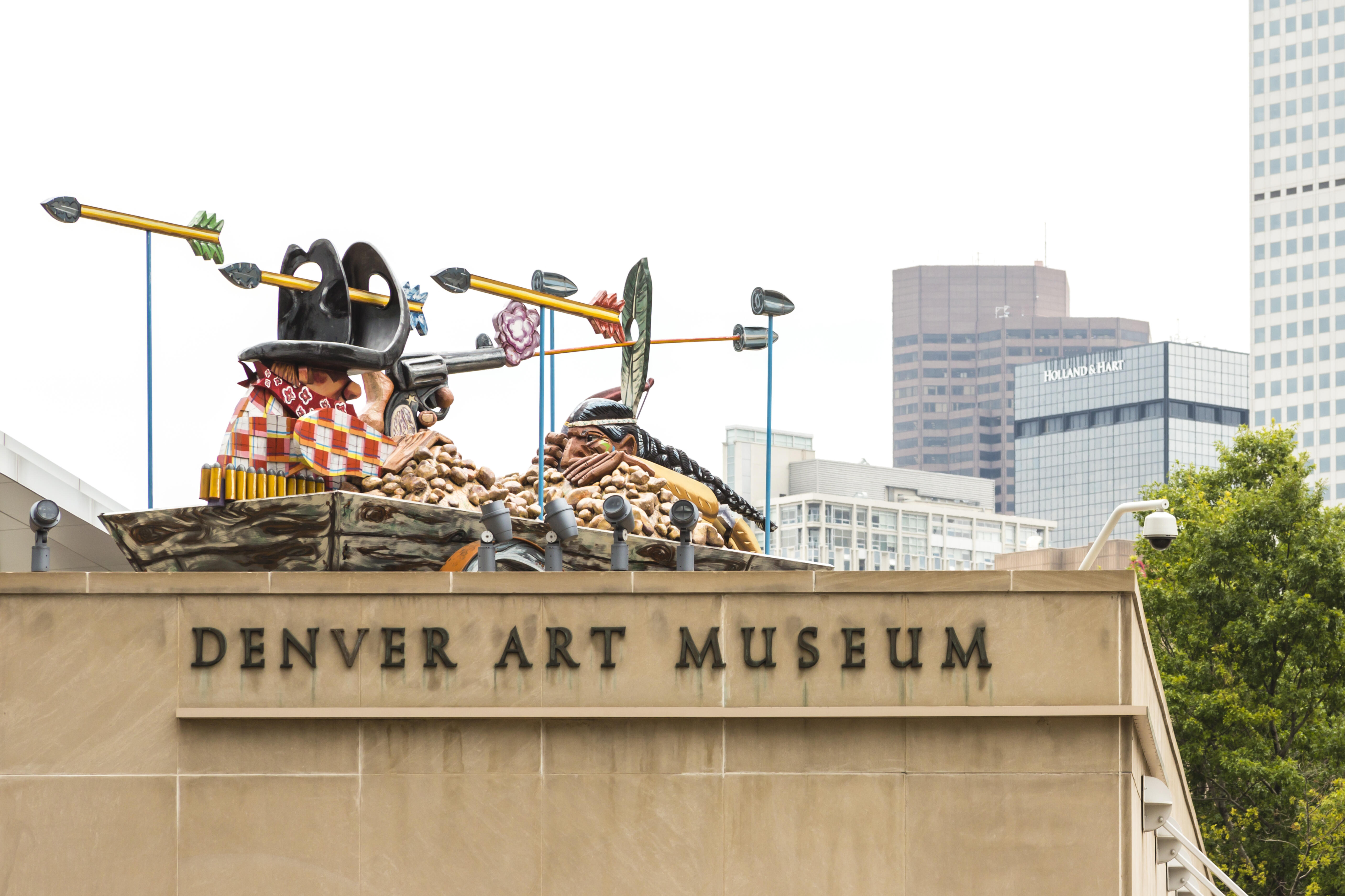 Den Post's Sam Tabachnik discusses Emma Bunker who swindled the art