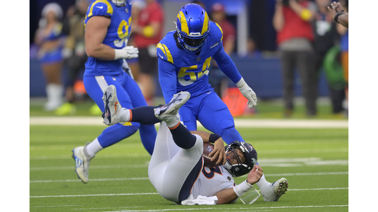 Denver Broncos v Los Angeles Rams
