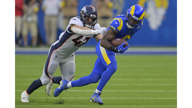 Denver Broncos v Los Angeles Rams