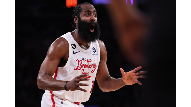 Philadelphia 76ers v New York Knicks