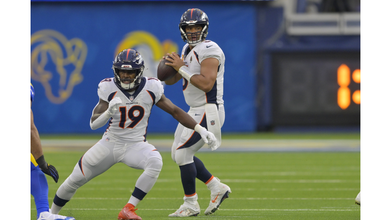 Denver Broncos v Los Angeles Rams