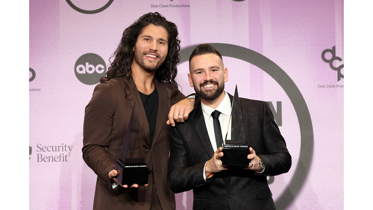 2022 American Music Awards - Press Room