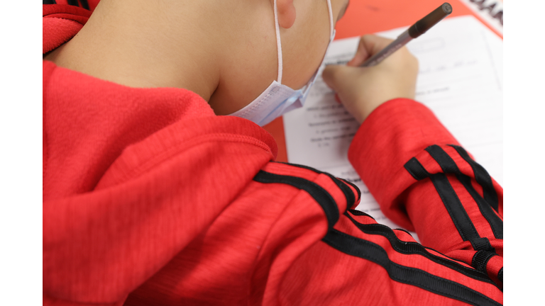 Attendance At New York City Public Schools Drops During Current Covid Spike