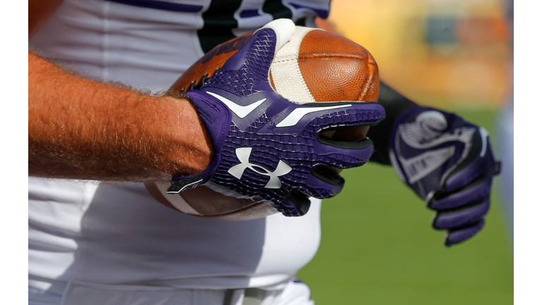 Outback Bowl - Northwestern v Tennessee