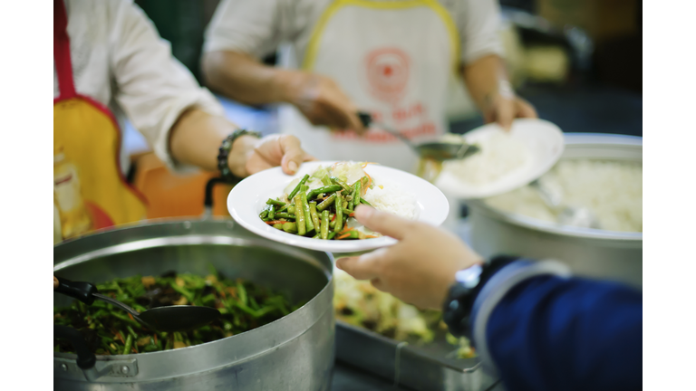 Free food, Using leftovers to feed the hungry : concept charity food