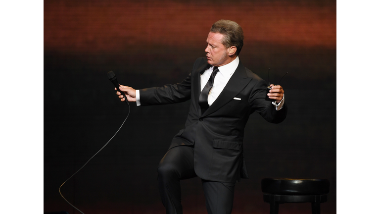 Luis Miguel In Concert - Las Vegas, NV