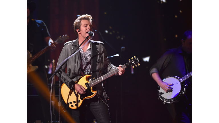 2015 iHeartRadio Country Festival - Show