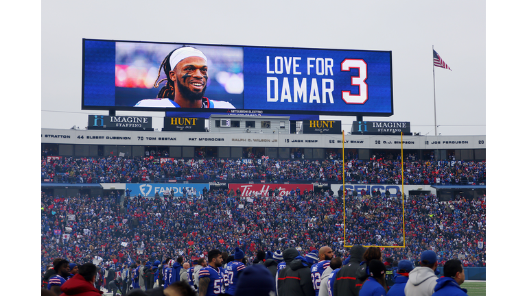 New England Patriots v Buffalo Bills