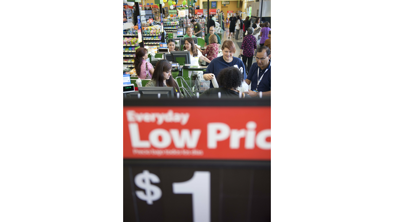 US-WALMART-NEIGHBORHOOD MARKET GRAND OPENING