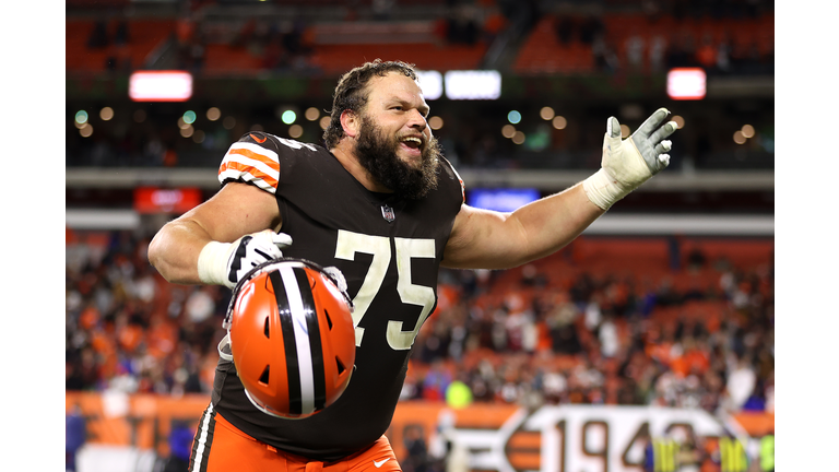 Denver Broncos v Cleveland Browns