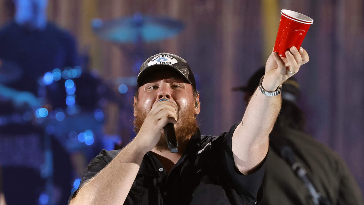 Luke Combs Arrowhead Stadium KAT 103.7FM