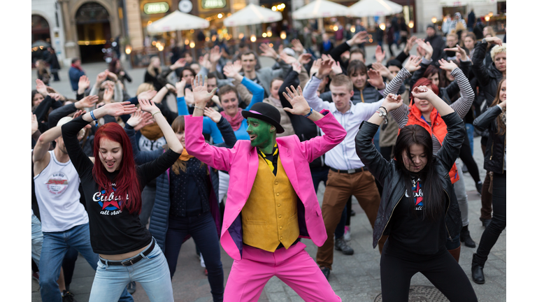 People dancing at the international Flashmob day of Rueda de Casino in Krakow, Poland