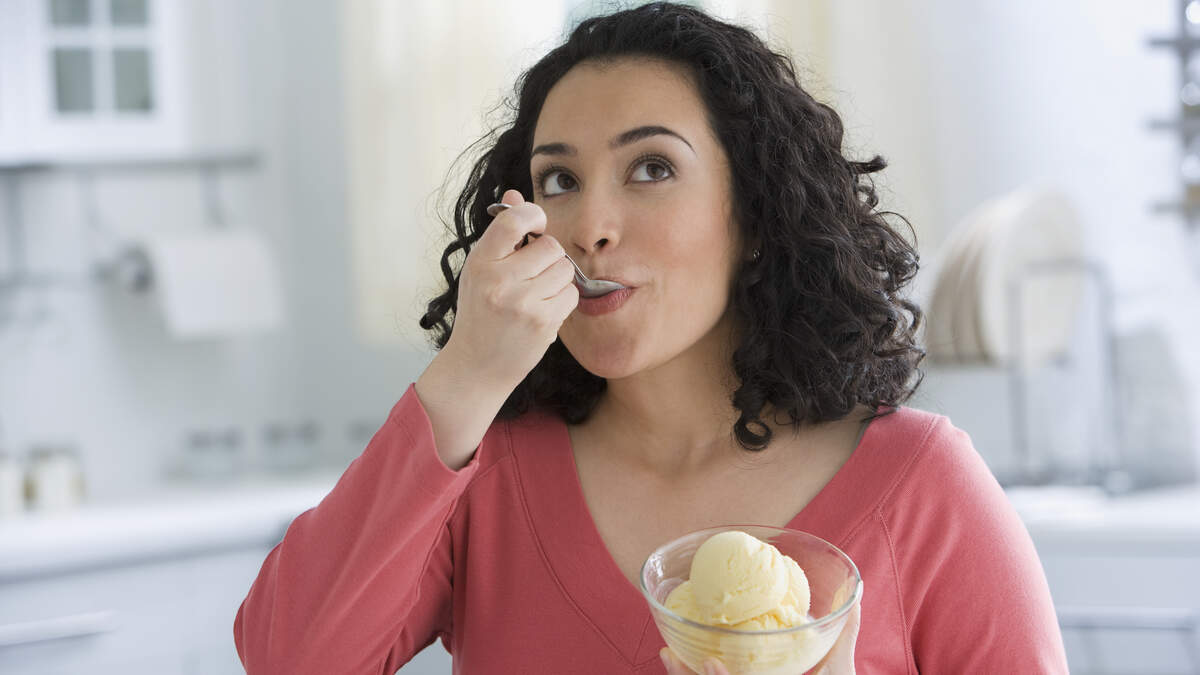 New electric bowl, spoon designed to make food taste saltier