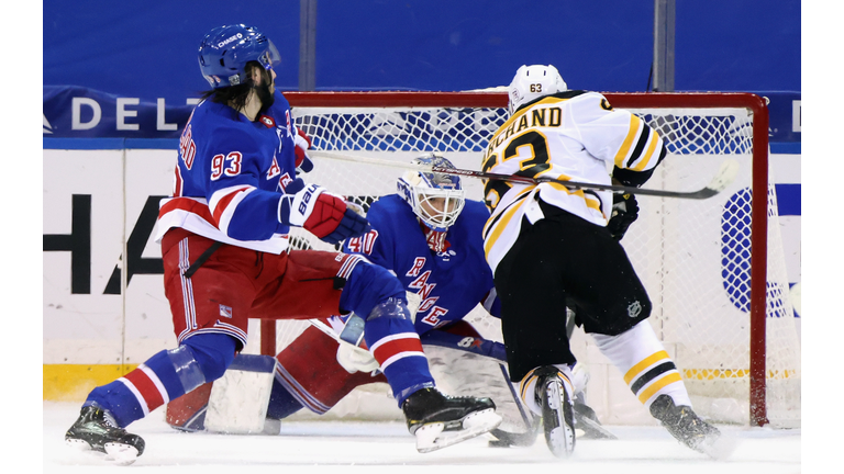 Boston Bruins v New York Rangers