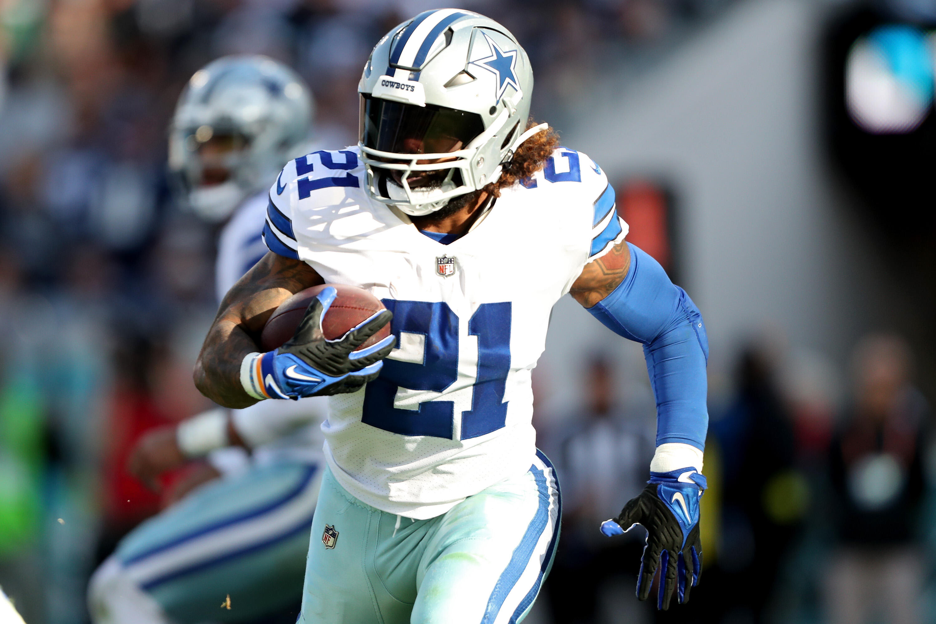 Ezekiel Elliott willing to take pay cut to stay with Cowboys in 2023