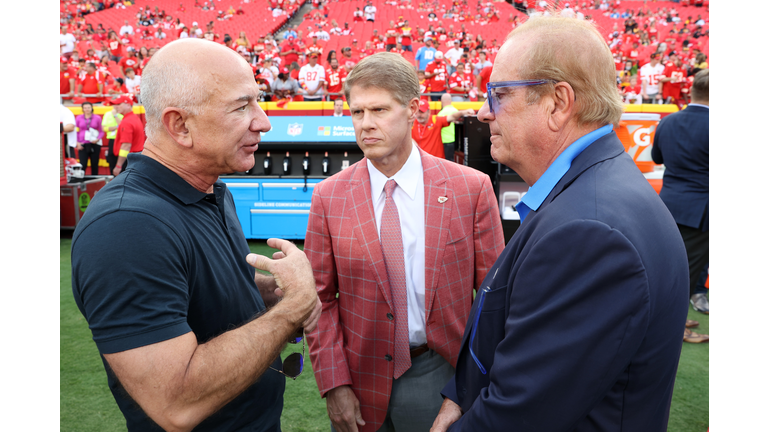 Los Angeles Chargers v Kansas City Chiefs