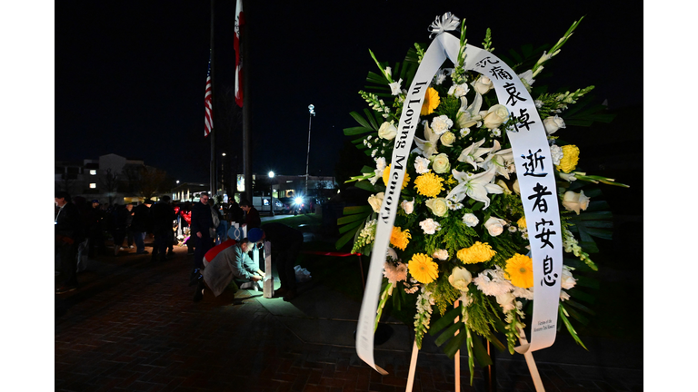 US-CALIFORNIA-CRIME-SHOOTING-VIGIL