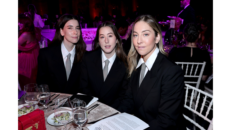 Glamour Celebrates 2022 Women of the Year Awards - Inside