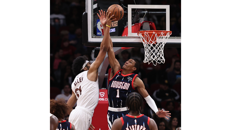 Cleveland Cavaliers v Houston Rockets