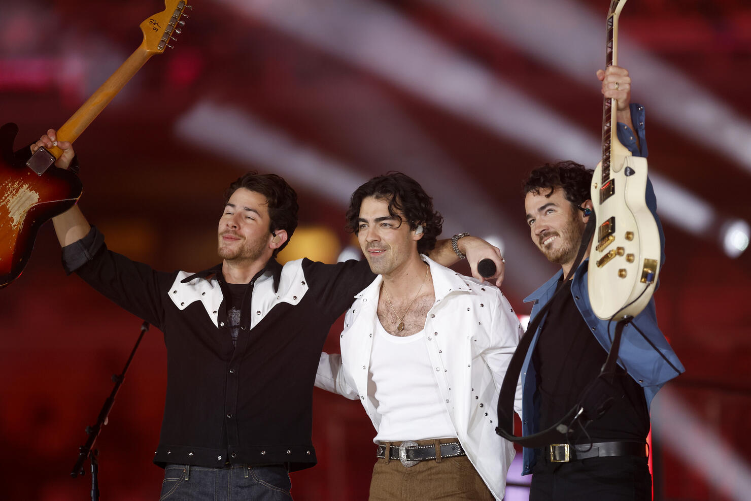 It's official!!' Jonas Brothers to perform during Dallas Cowboys