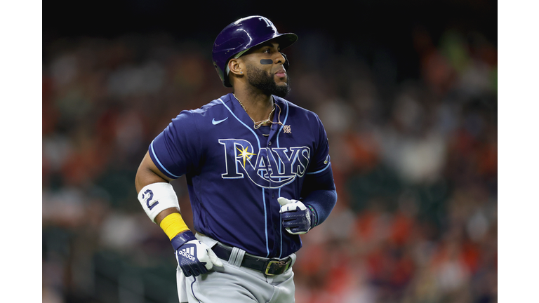 Rays extend Yandy Diaz through 2025, with an option for 2026