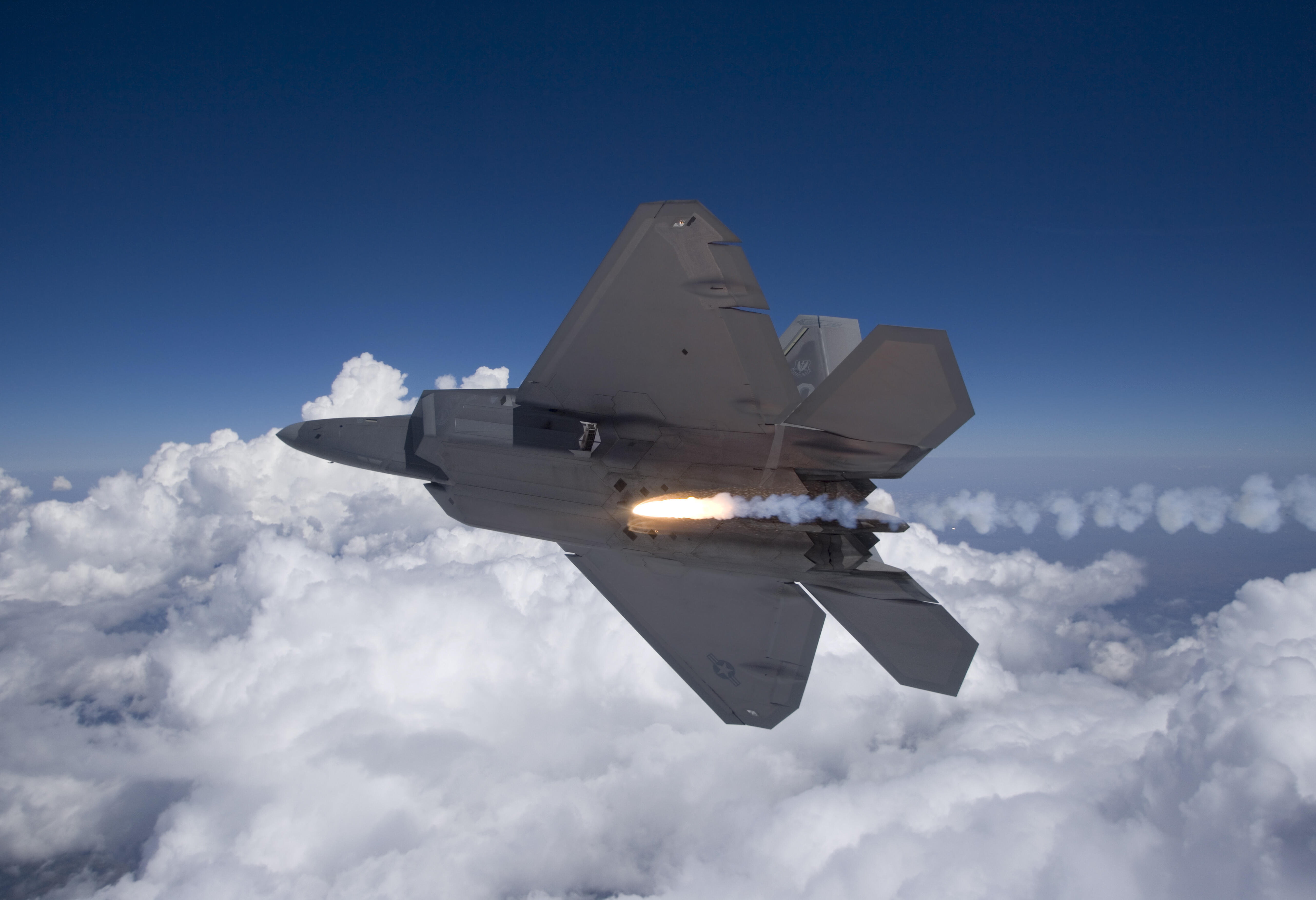 Video: F-22 Shoots Down Suspected Spy Balloon | Coast To Coast AM