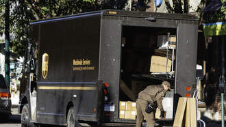 UPS Driver Hides Gifts To Keep Christmas Magic Alive For Kids