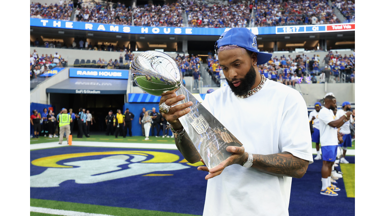 Buffalo Bills v Los Angeles Rams