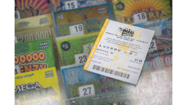 Mega Millions Prize Passes $1 Billion