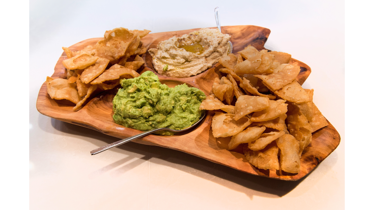 VH1 Save The Music Foundation Musically Mastered Menu Series During Lolla With Chef Stephanie Izard And Zella Day