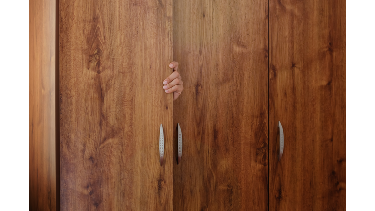Seek in closet