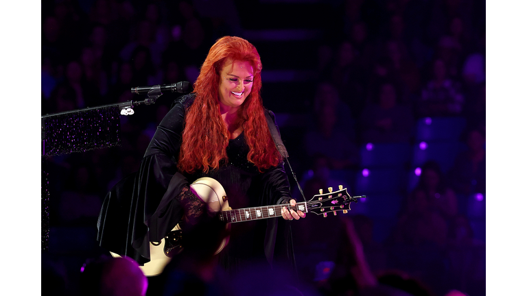 The Judds Love Is Alive The Final Concert Featuring Wynonna - Show