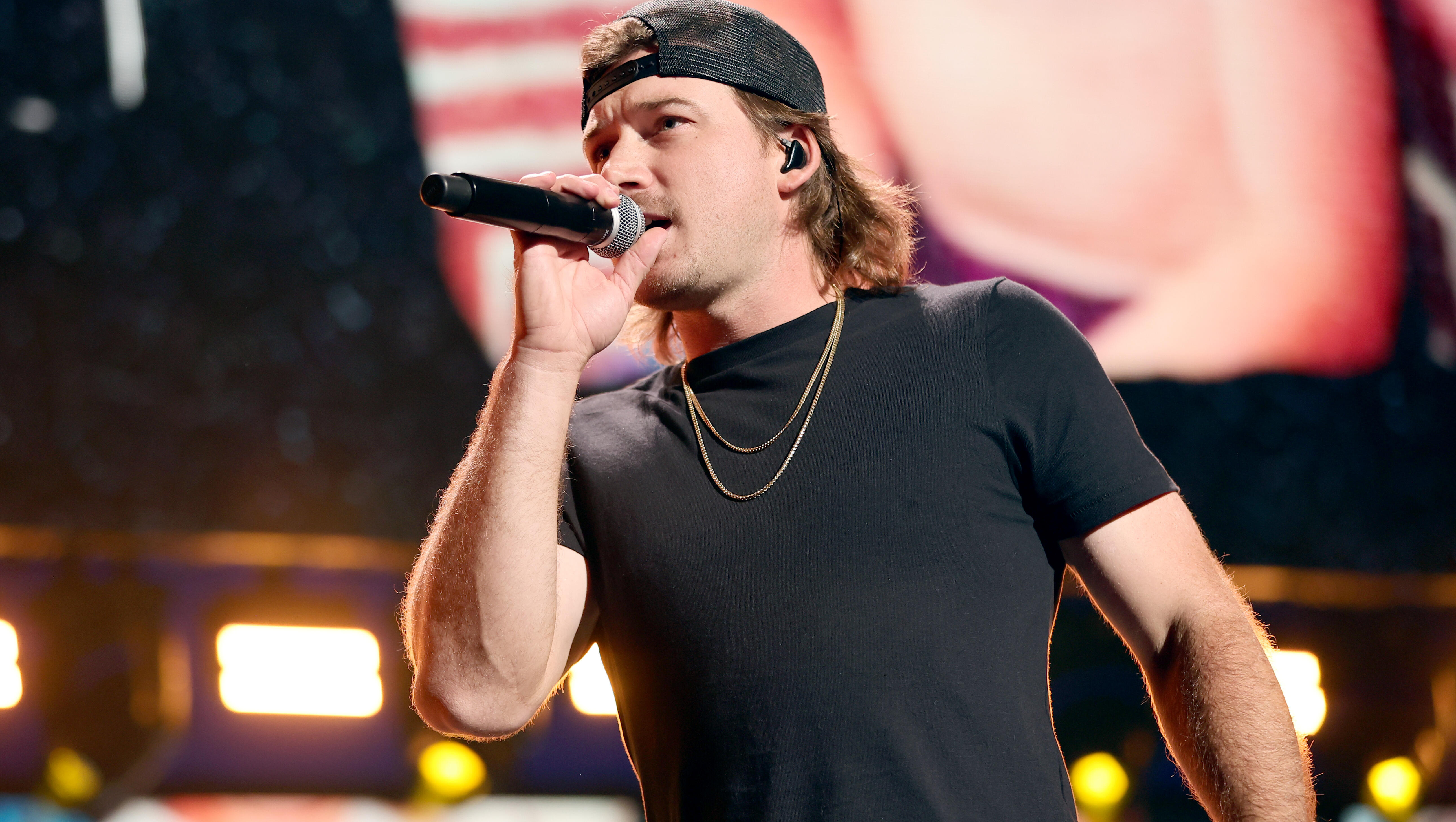 This Morgan Wallen & Snoop Dogg mash-up is the perfect weekend soundtrack!
