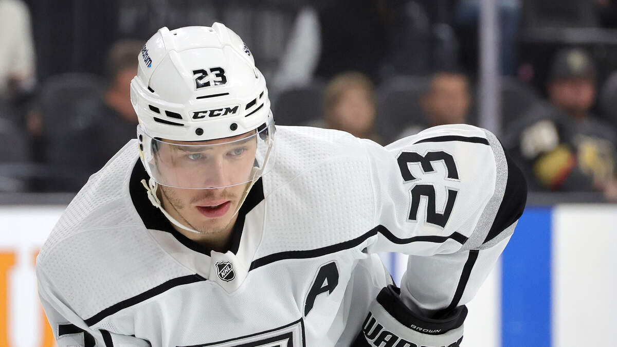 Dustin Brown has No. 23 retired and statue unveiled by Kings - Los