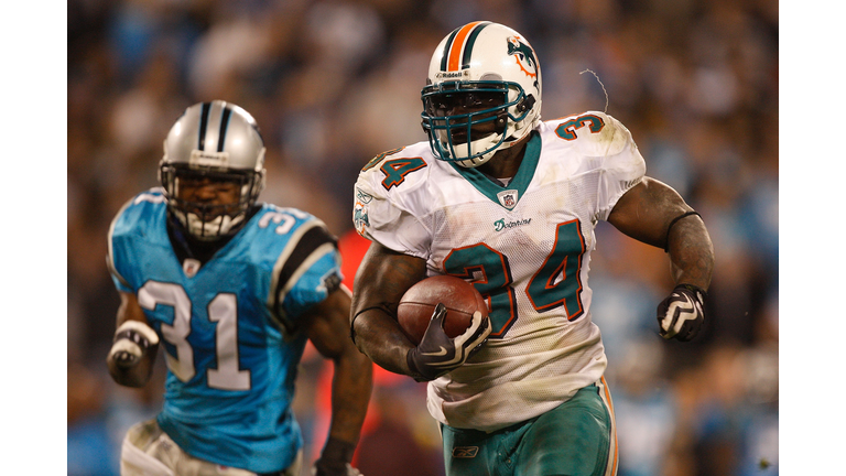 Miami Dolphins v Carolina Panthers