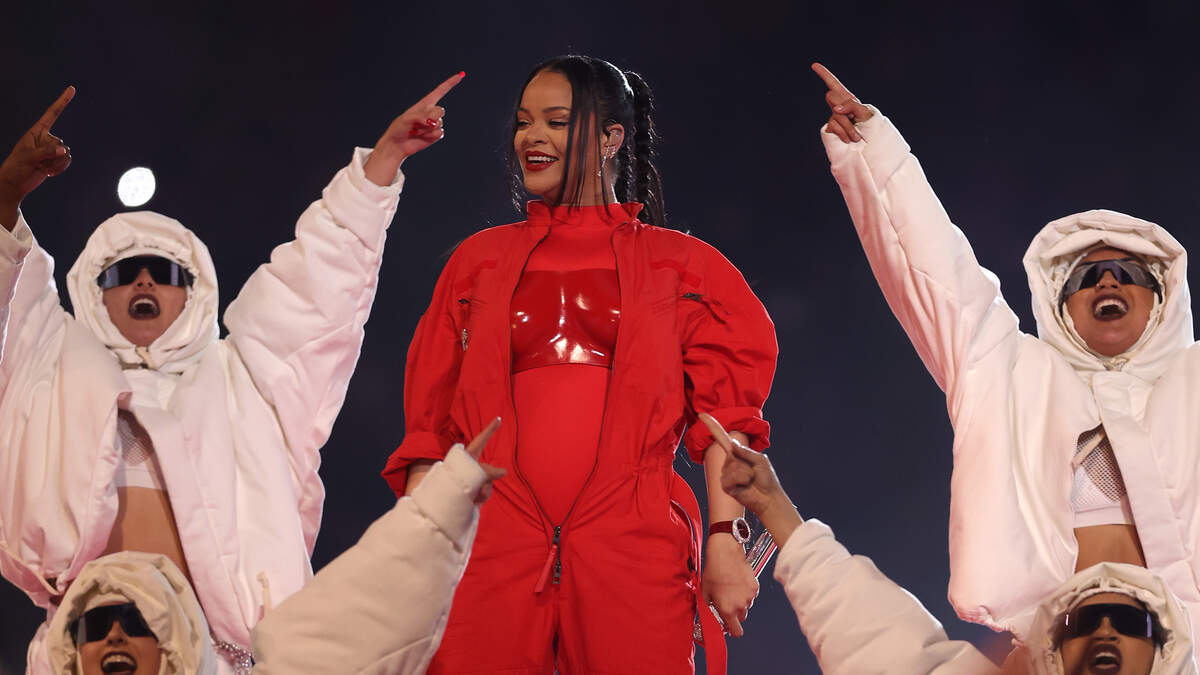 Did Rihanna Get Paid For Her 2023 Super Bowl Halftime Performance? – NBC  Chicago