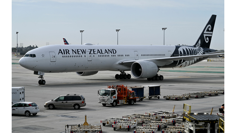 US-TRAVEL-AIR-PLANE