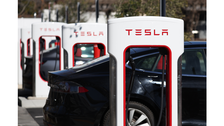 Tesla Will Open Up Its Chargers To Other Brands, In Order To Receive Federal Subsidies