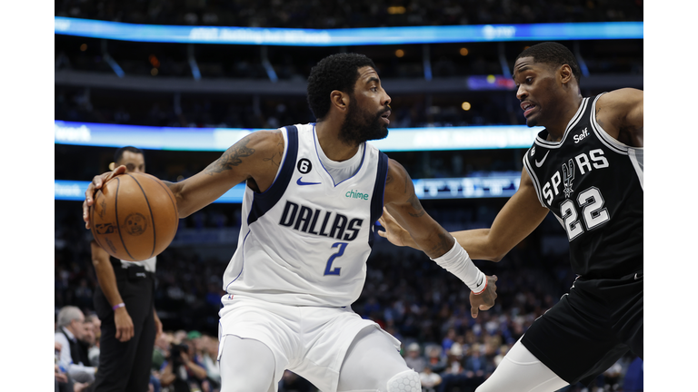 San Antonio Spurs v Dallas Mavericks